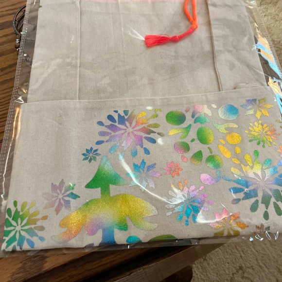 FP Movement Gift Bag in FNTFLWR Buti NWT $20R - Picture 8 of 8